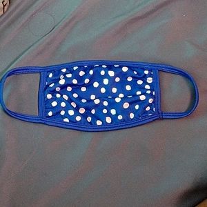 Polka dotted face mask